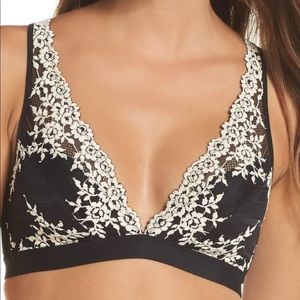 Wireless lace bra